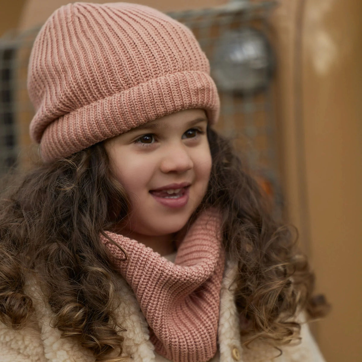 CAPPELLO CON FIORE RICAMATO - NEONATA - 100% COTONE ORGANICO - LITTLE DUTCH CL26099009