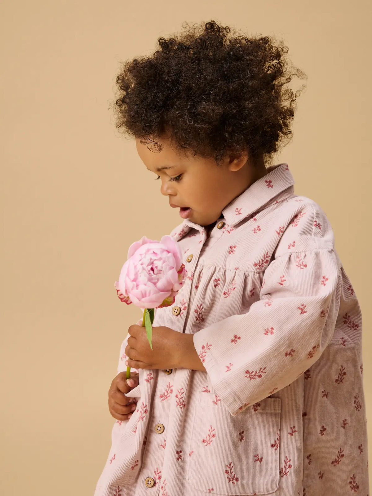 ABITO CON COLLETTO E FIORI RICAMATI - BAMBINA - 100% COTONE ORGANICO - LIL ATELIER 13259135