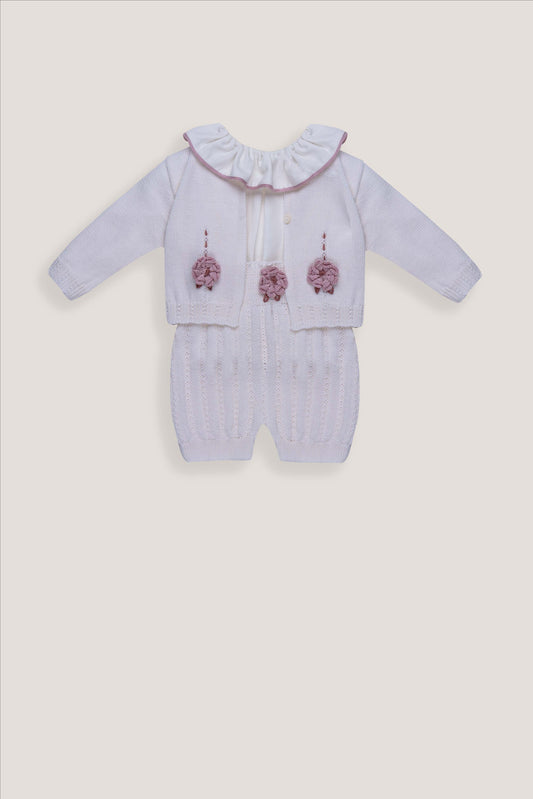 SET 3 PZ SALOPETTE+CAMICIA+GIACCHINO CON ROSE GRANDI RICAM. A MANO IN RILIEVO - NEONATA - LANA 100% - Marlù IS1060