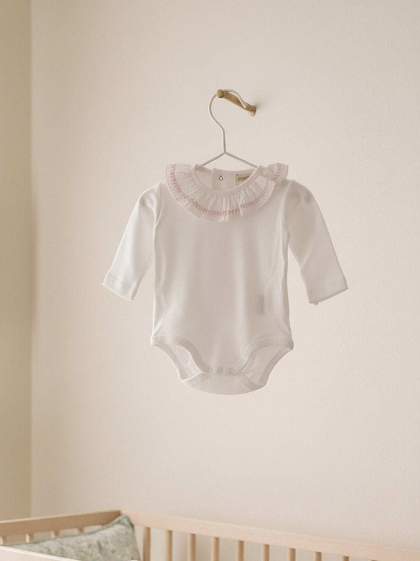 BODY CON COLLETTO RICAMATO - Neonato - COTONE 100% - WEDOBLE I26.12616B