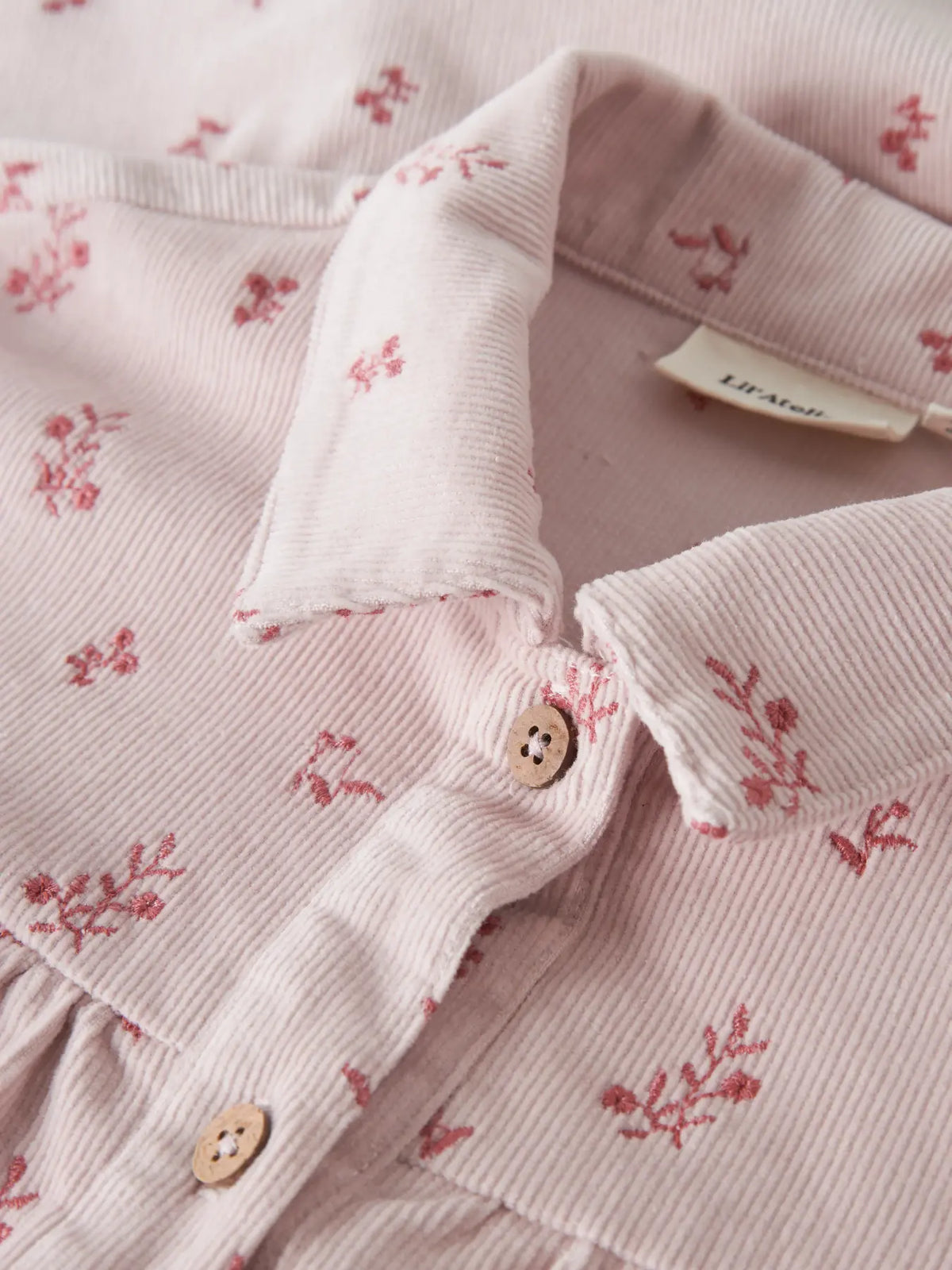 ABITO CON COLLETTO E FIORI RICAMATI - BAMBINA - 100% COTONE ORGANICO - LIL ATELIER 13259135