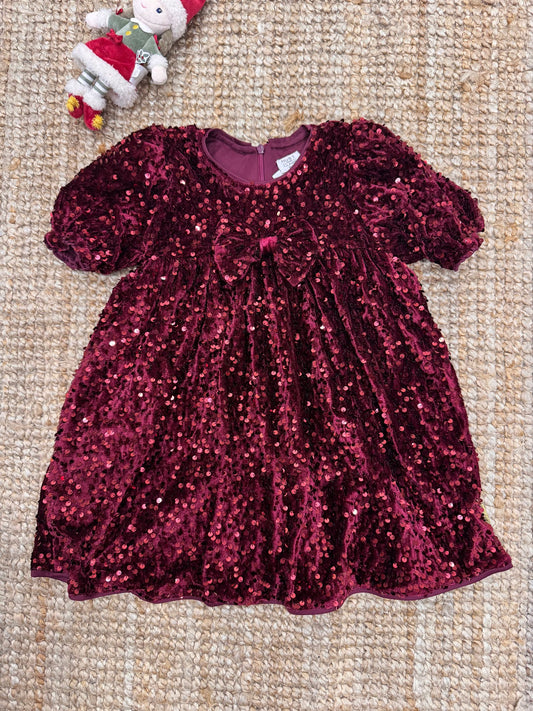 12436 - ABITO - HUST AND CLAIRE