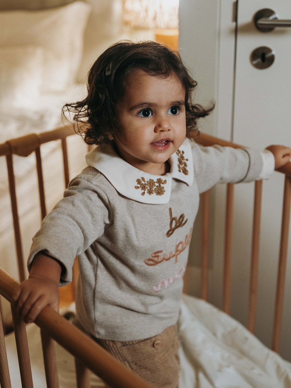 MAGLIA CON COLLO RICAMATO - BAMBINA - 100% cotone - SNUG 934BB6W013G53