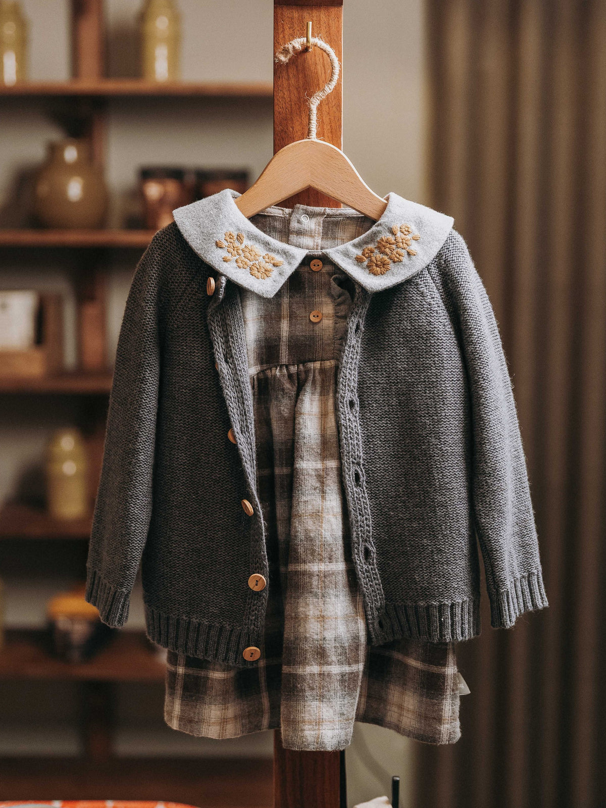 CARDIGAN CON BOTTONCINI LEGNO - Neonato - lana-viscosa-cashmere - SNUG 934AR6W003140