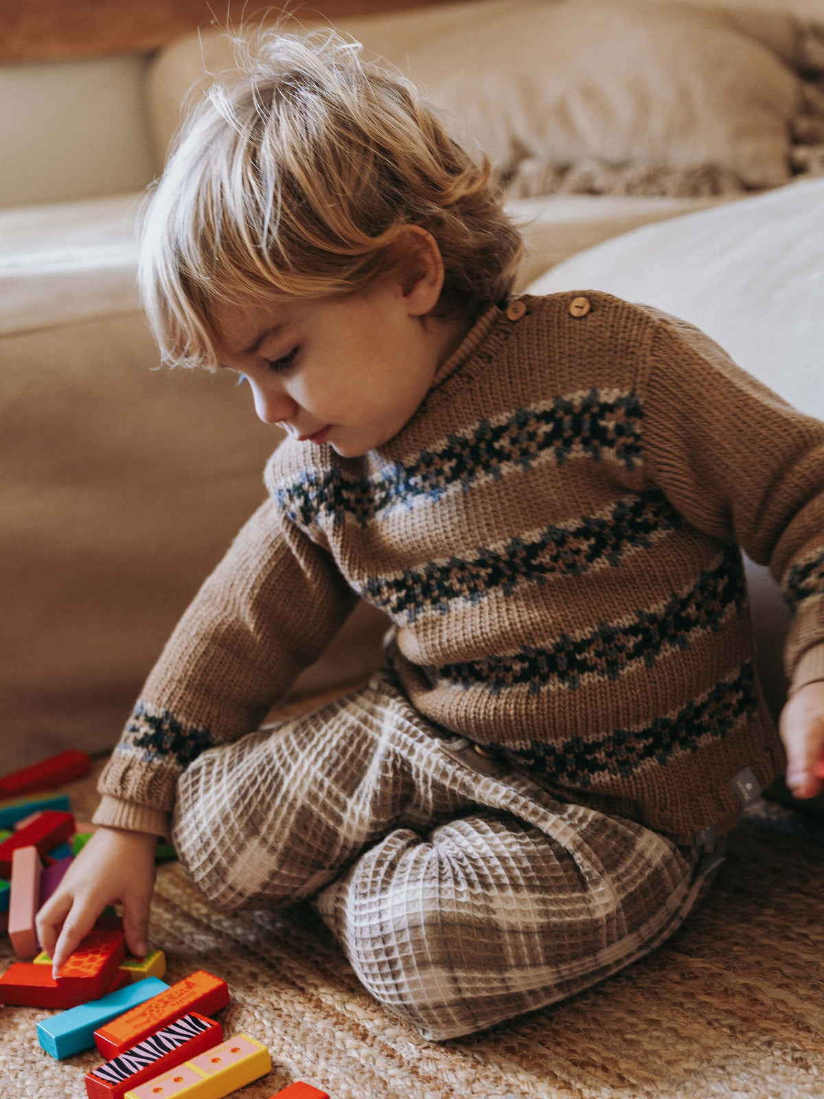 MAGLIONE CON DETTAGLI - BAMBINO - VISCOSA-LANA-CASHMERE - SNUG 934AY6W007140