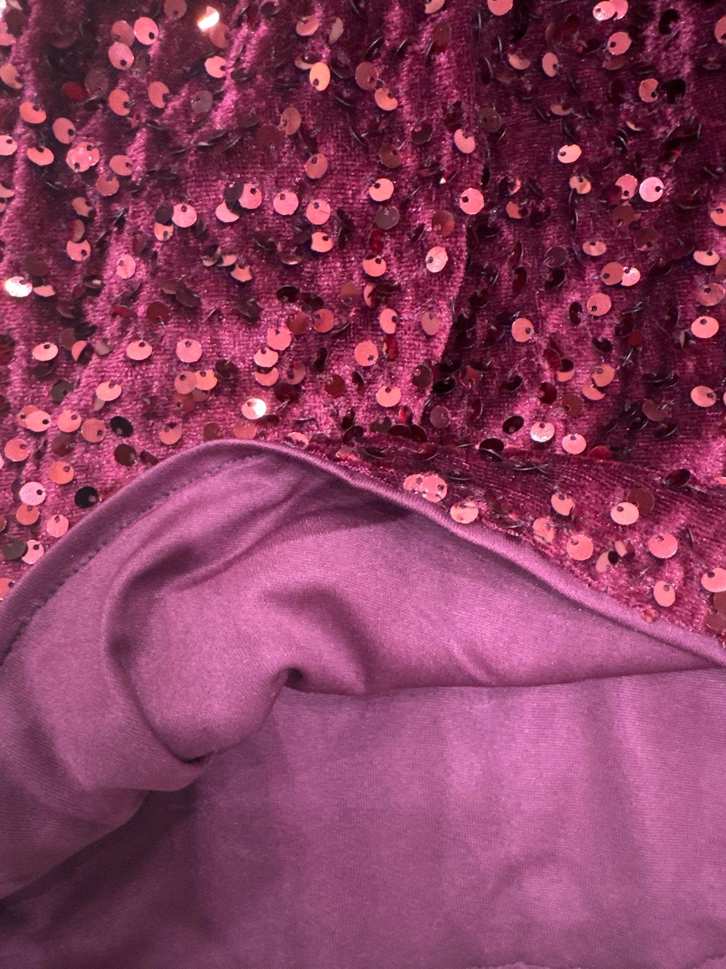 12436 - ABITO - HUST AND CLAIRE